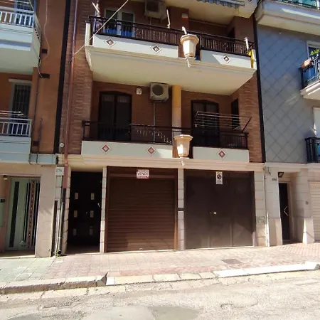 House Raffy Apartment *